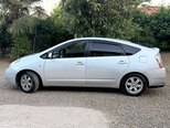 Toyota Prius-5