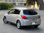 Nissan Tiida-5