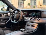 Mercedes E 300-11