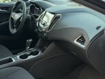 Chevrolet Cruze-13