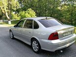 Opel Vectra-4