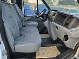 Ford Transit-15