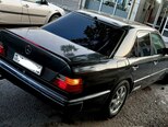 Mercedes 200 E-2