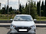 Hyundai Elantra-1