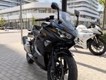 Kawasaki Ninja 400-4