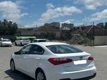 Kia Cerato-7