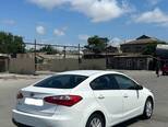 Kia Cerato-9