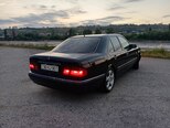 Mercedes E 240-7