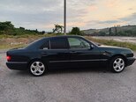 Mercedes E 240-4