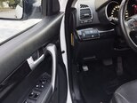 Kia Sorento-12