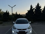 Hyundai Elantra-2