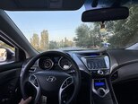 Hyundai Elantra-4