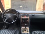 Mercedes E 270-3