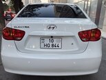 Hyundai Elantra-6