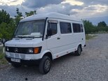 Mercedes 208 D-3