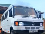 Mercedes 208 D-4