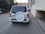 Mitsubishi Pajero io-3
