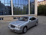 Mercedes E 220-3