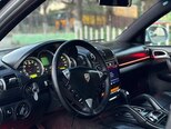 Porsche Cayenne S-6