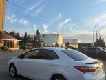 Toyota Corolla-6