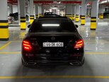 Mercedes E 300 4MATIC-2