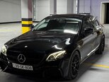 Mercedes E 300 4MATIC-9