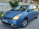 Toyota Prius-2
