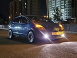 Toyota Prius-12