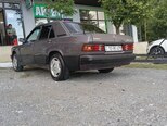 Mercedes 190-9