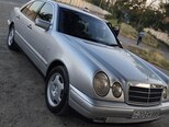 Mercedes E 200-3