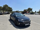 Hyundai Elantra-3