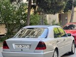 Mercedes C 200-4