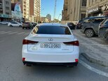Lexus IS 300-2