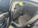 Volkswagen Passat-8