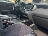 Kia Sorento-8