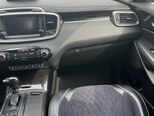 Kia Sorento-11