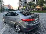 Hyundai Elantra-8