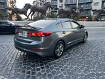 Hyundai Elantra-7