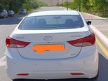 Hyundai Elantra-2