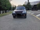 Chevrolet Niva-1