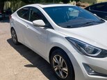 Hyundai Elantra-7