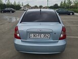 Hyundai Accent-4