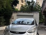 Hyundai Elantra-2
