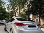 Hyundai Elantra-5