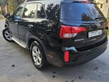 Kia Sorento-8
