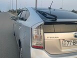 Toyota Prius-7