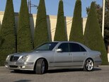 Mercedes E 240-2
