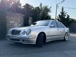 Mercedes E 240-10