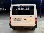 Ford Transit-11