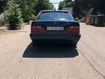 Mercedes E 280-8